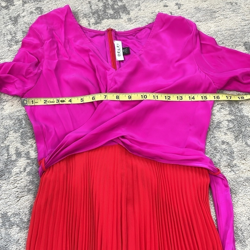 DELFI Collective Camille Dress Pink Red Long Sleeve Pleated Midi Sz XS - Picture 8 of 16